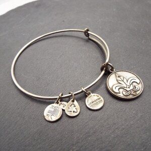 2013 ALEX AND ANI SILVERY FLEUR D' LIS ENERGY CHARMS BRACELET 26